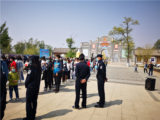 a6cc90ddbc4ac763f3941e7d2e14775.jpg